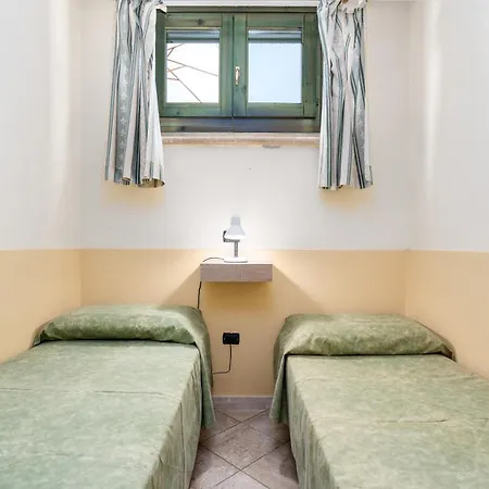 Casa Degli Ulivi 2 - Seminterrato アパート *